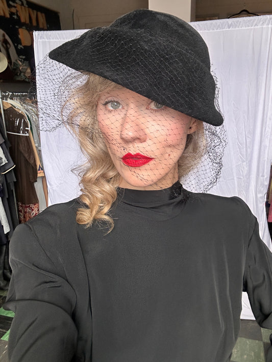 1940s Veiled Black Hat