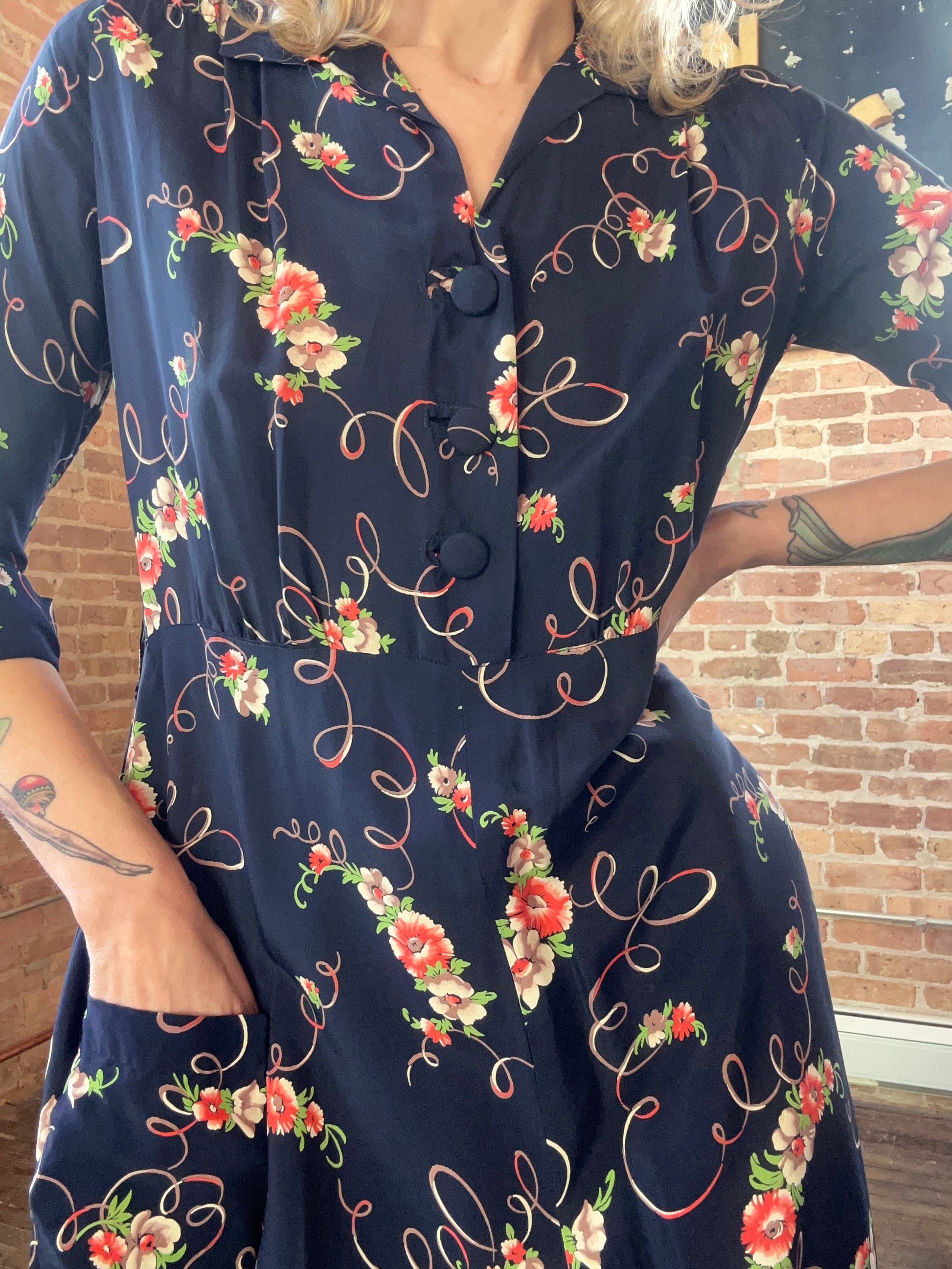 1940s Cold Rayon Floral Dress - Medium