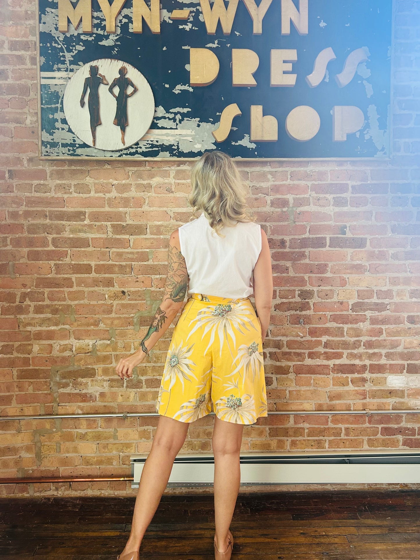 1950s Cotton White Blouse - Small 1940s Cotton yellow floral shorts - small