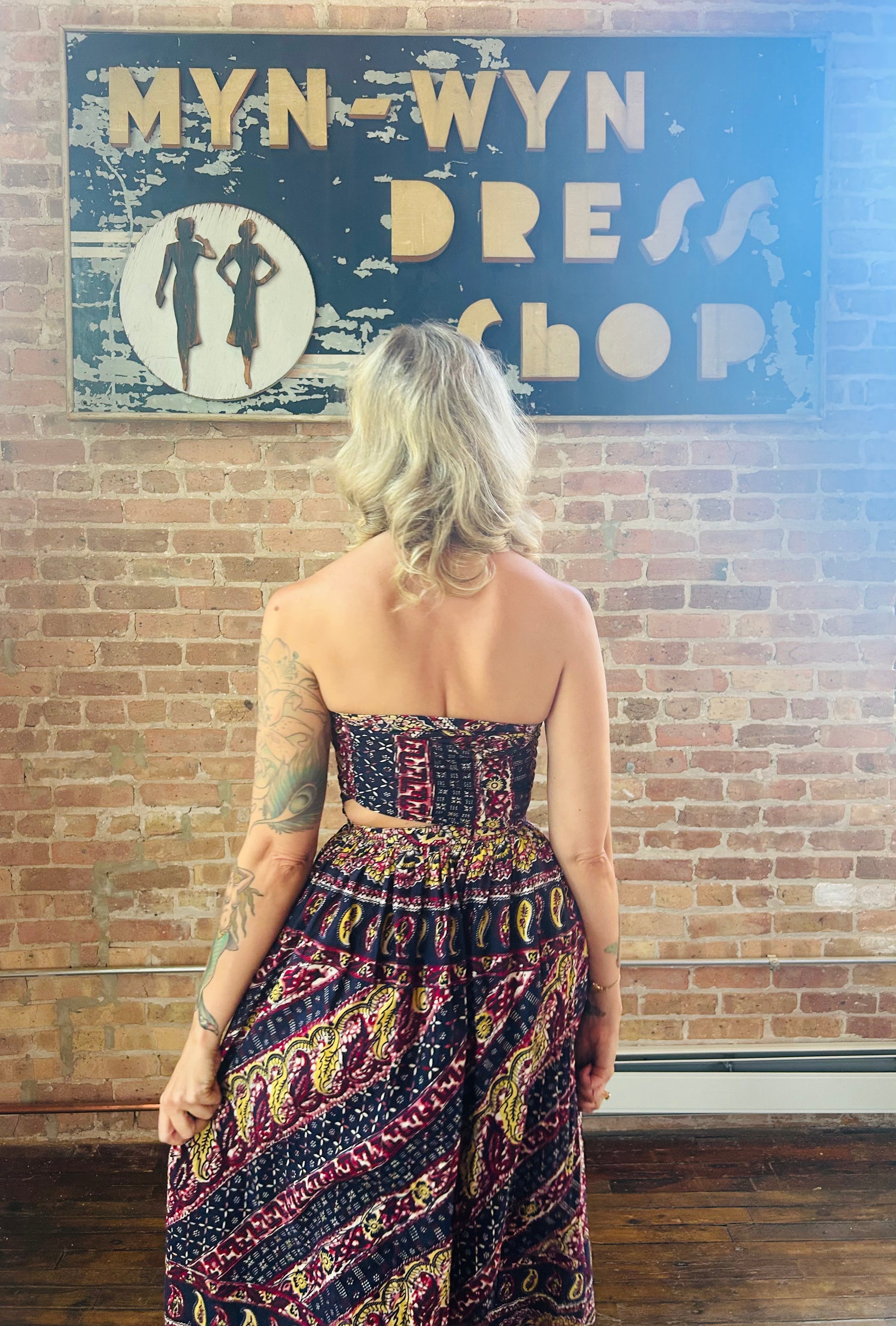 1940s Convertible 9-way Batik Summer Dress - XS