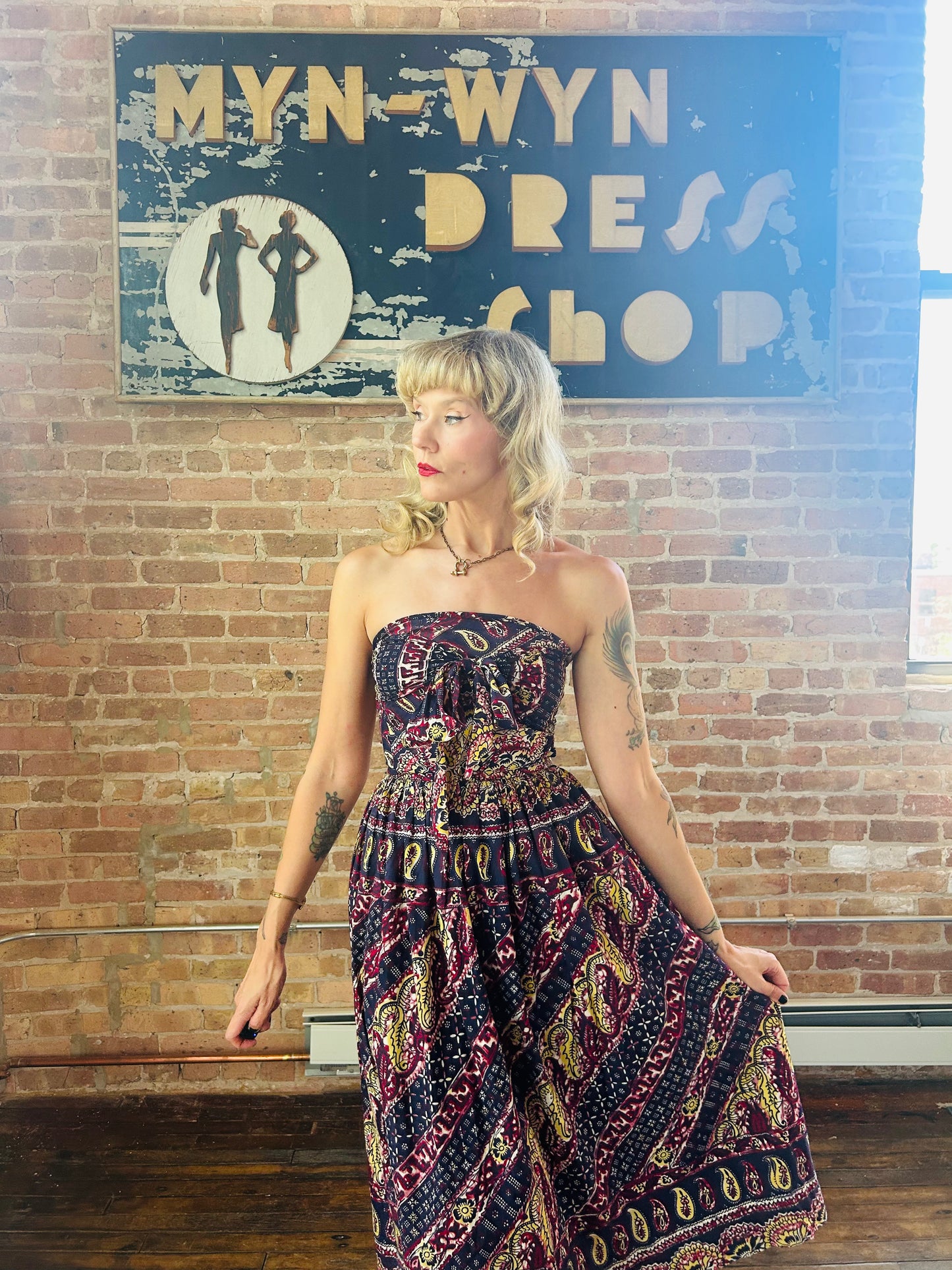 1940s Convertible 9-way Batik Summer Dress - XS