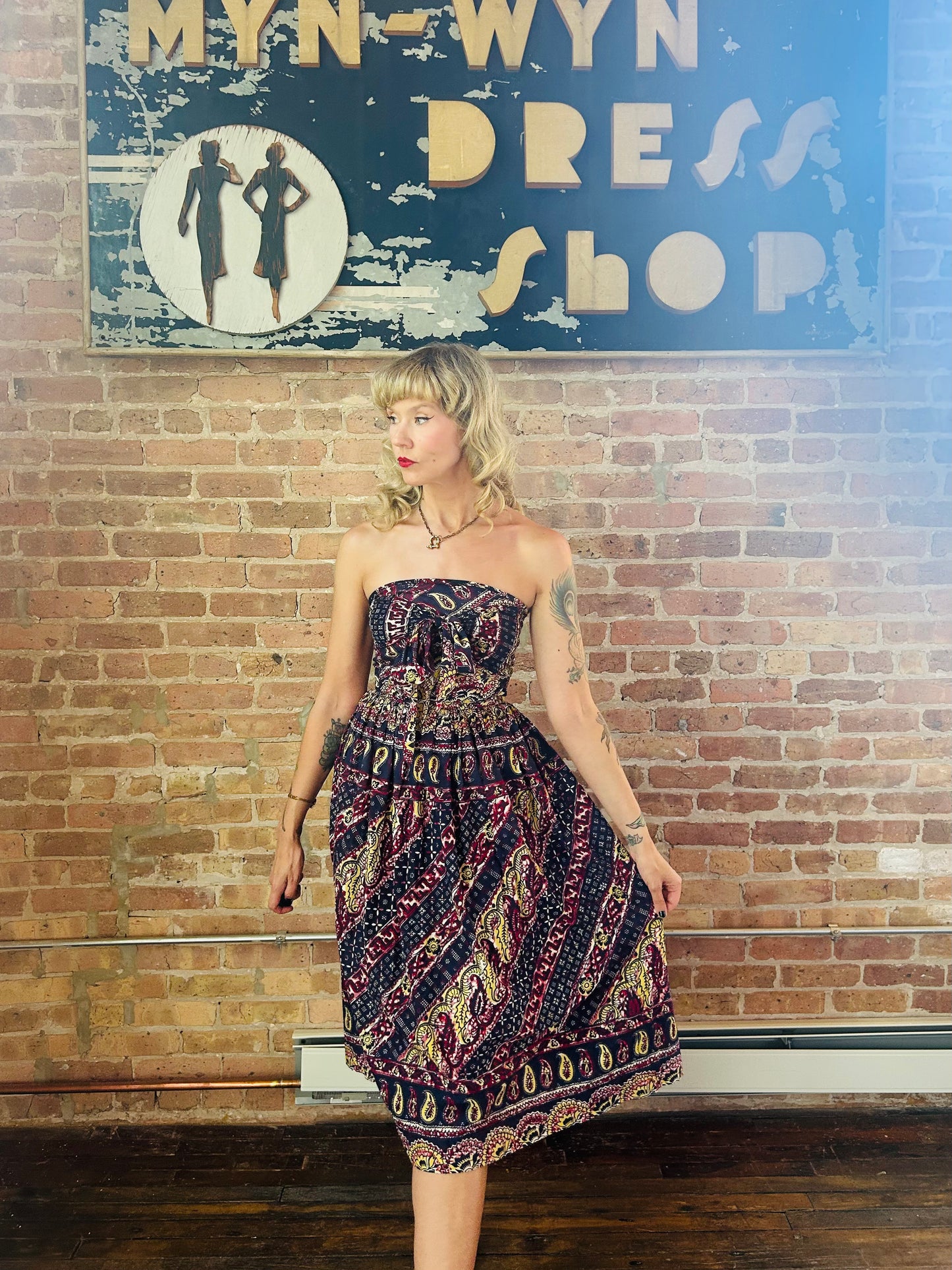 1940s Convertible 9-way Batik Summer Dress - XS