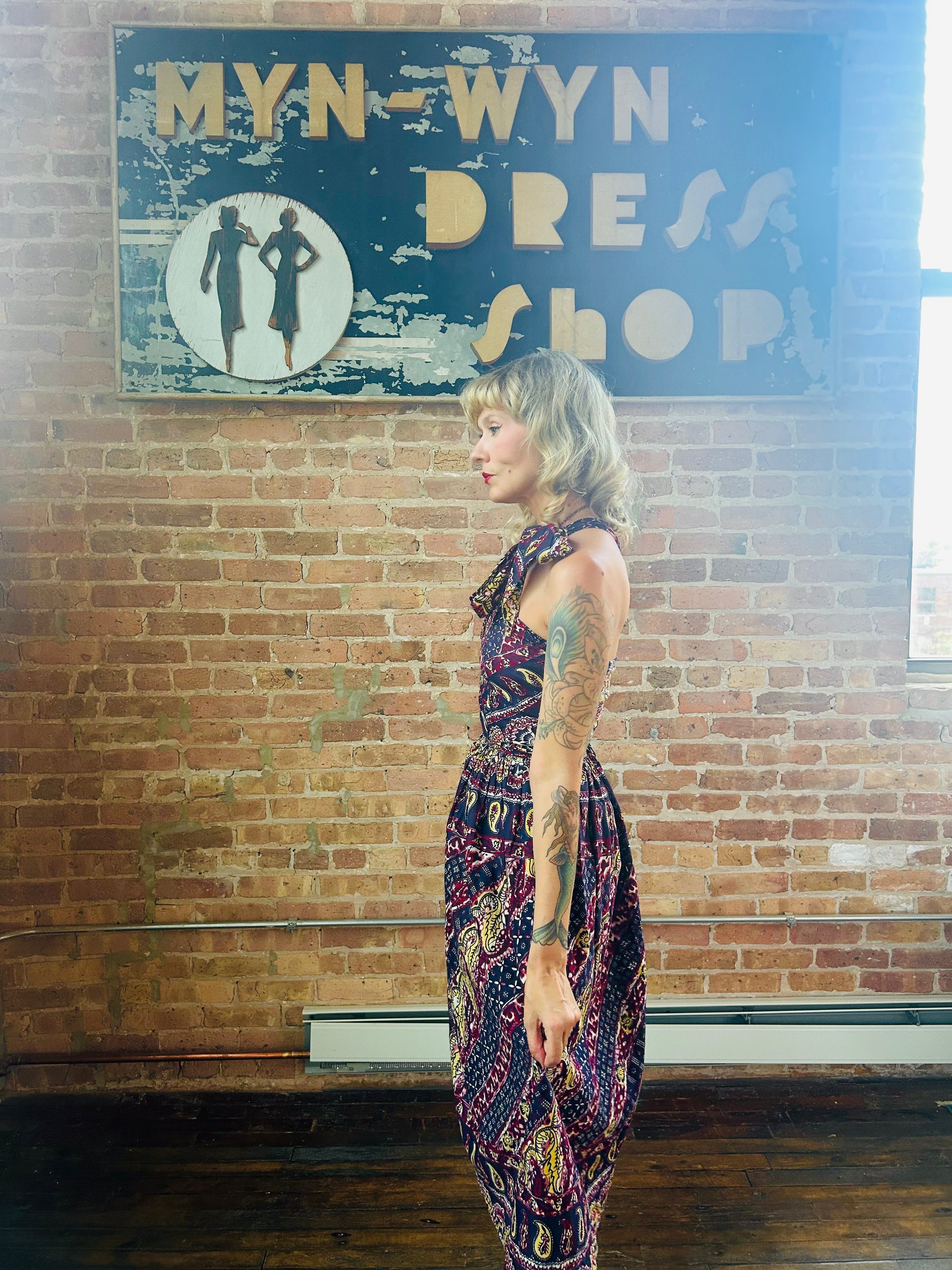 1940s Convertible 9-way Batik Summer Dress - XS