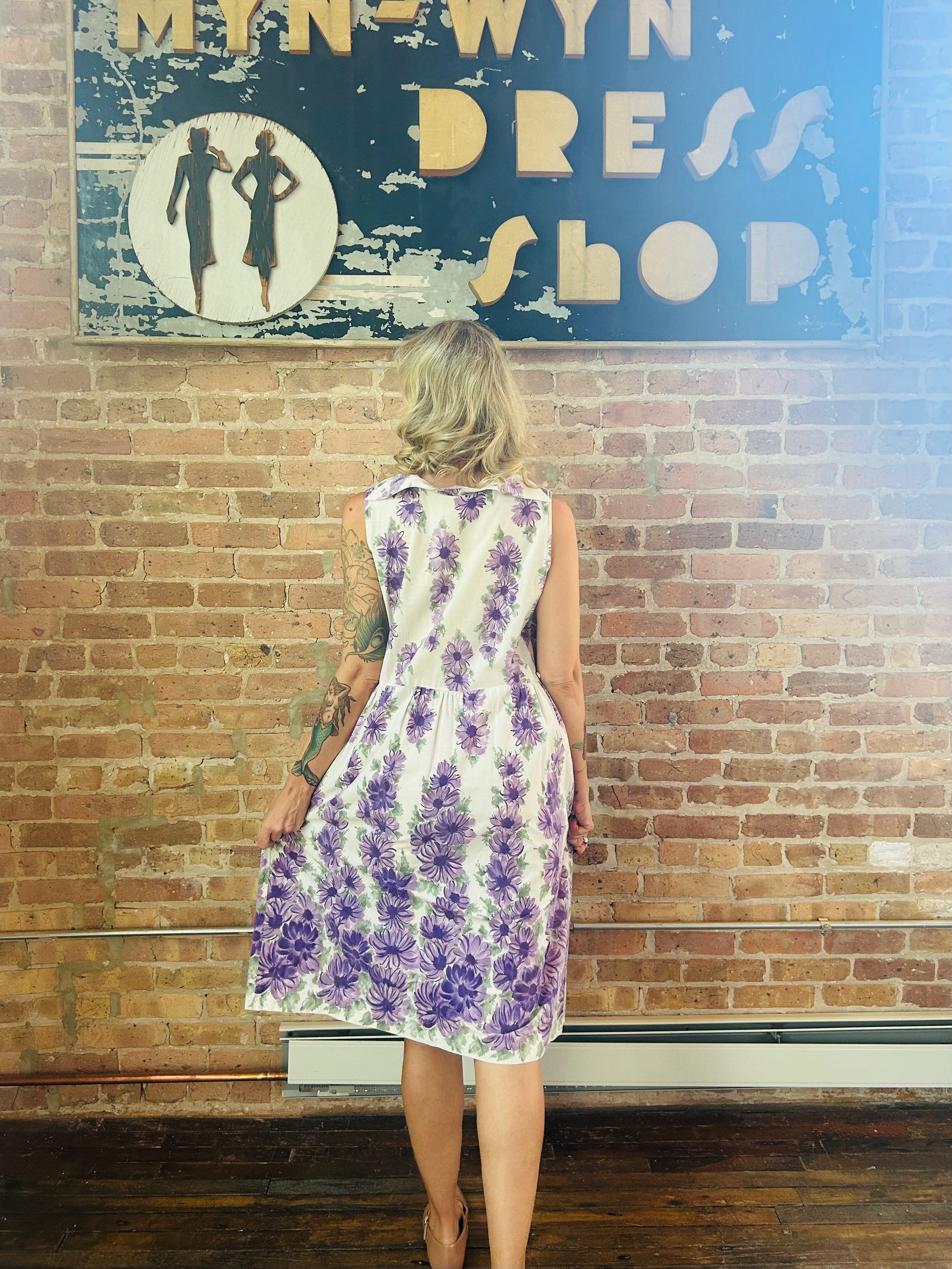 1950s Purple Floral Cotton Dress - Large