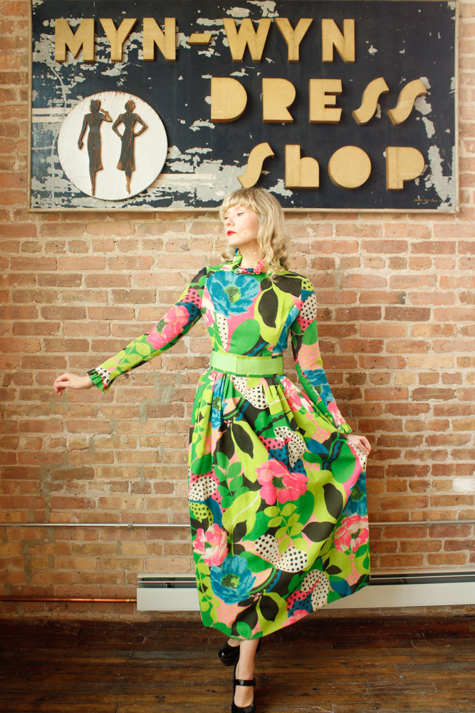 1960s Young Dimensions for Saks Fifth Ave Bold Floral Print Maxi Dress - Small 