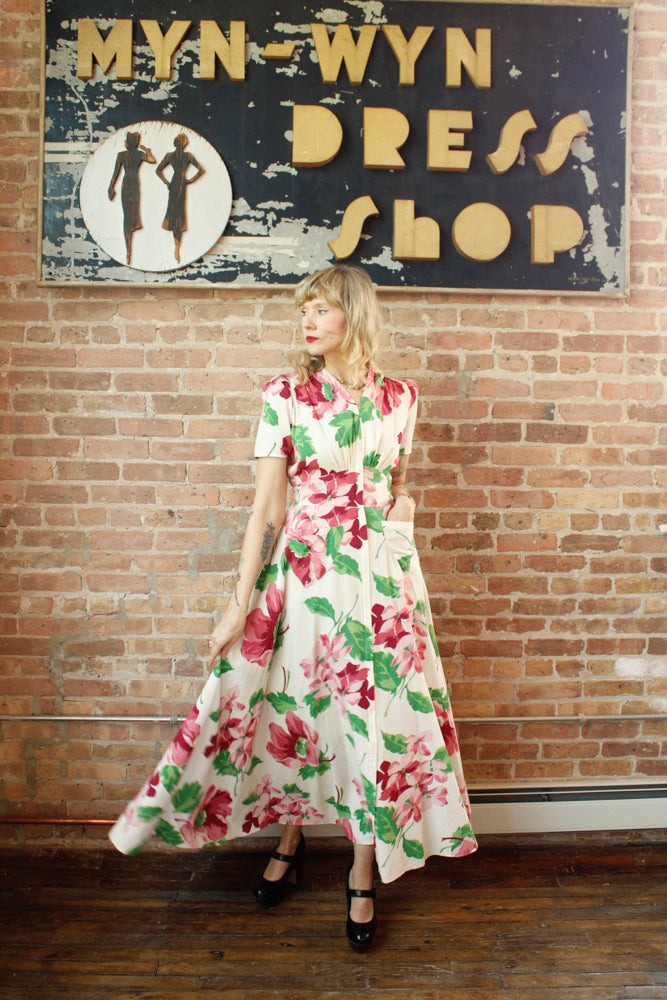 1940s Saybury Poppy Floral Dressing Gown - Medium