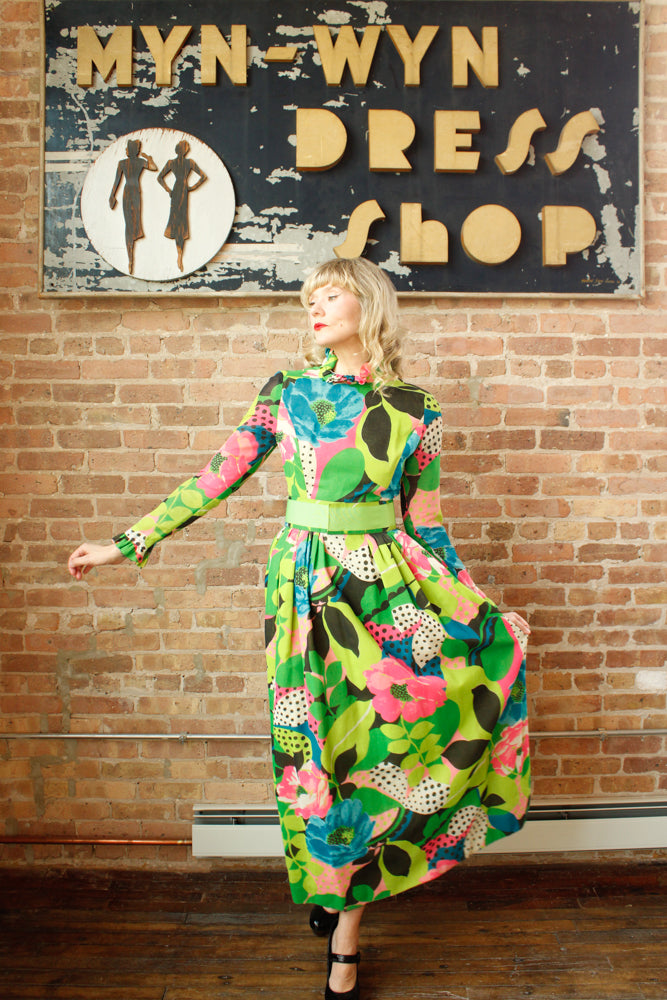 1960s Young Dimensions for Saks Fifth Ave Bold Floral Print Maxi Dress - Small 