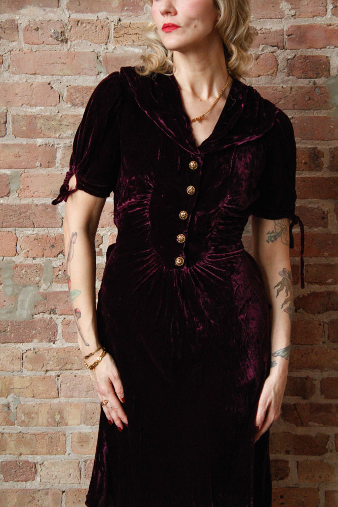 1930s Plum Silk Velvet Dress - S/M