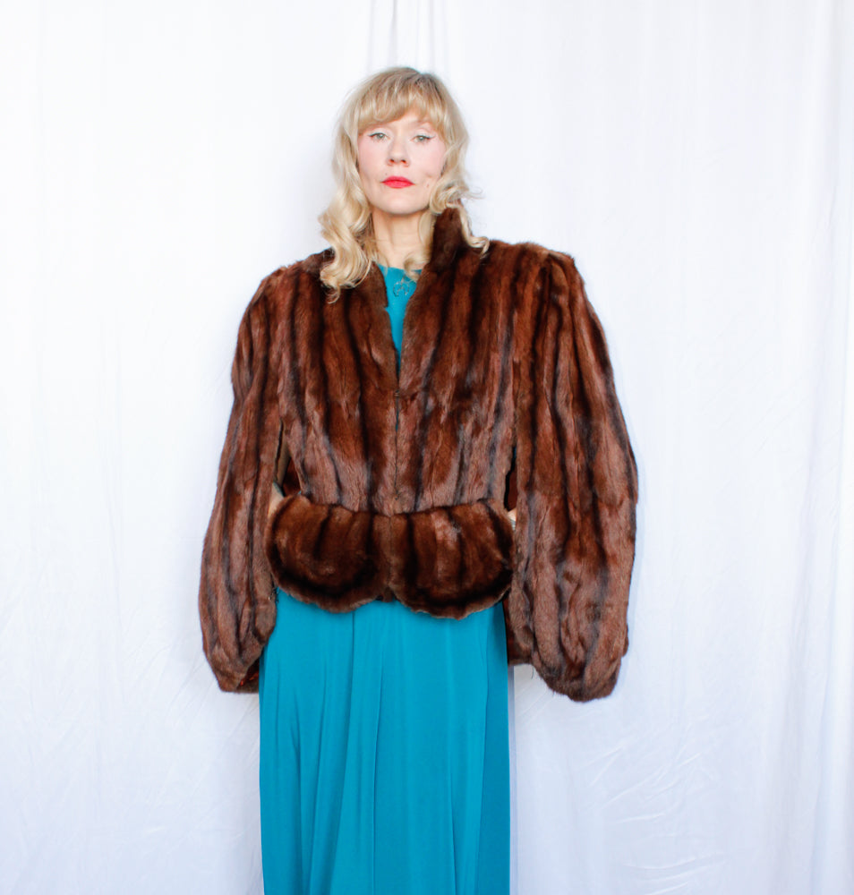 1940s Marmot Fur Cape with Muff - o/s