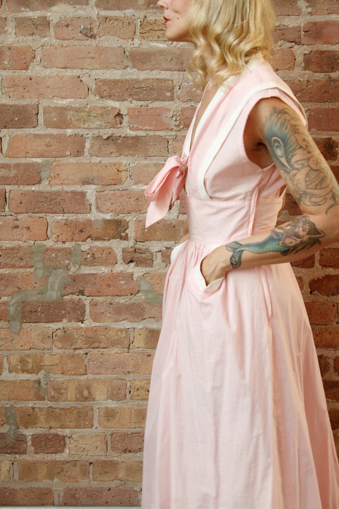 1950s Pink Pretty Bow Dress - S/M