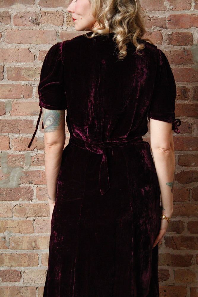 1930s Plum Silk Velvet Dress - S/M