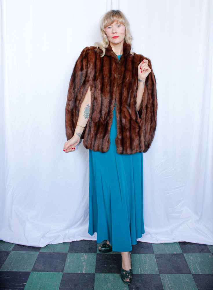 1940s Marmot Fur Cape with Muff - o/s