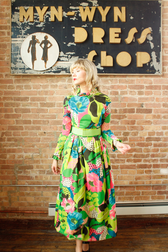 1960s Young Dimensions for Saks Fifth Ave Bold Floral Print Maxi Dress - Small 