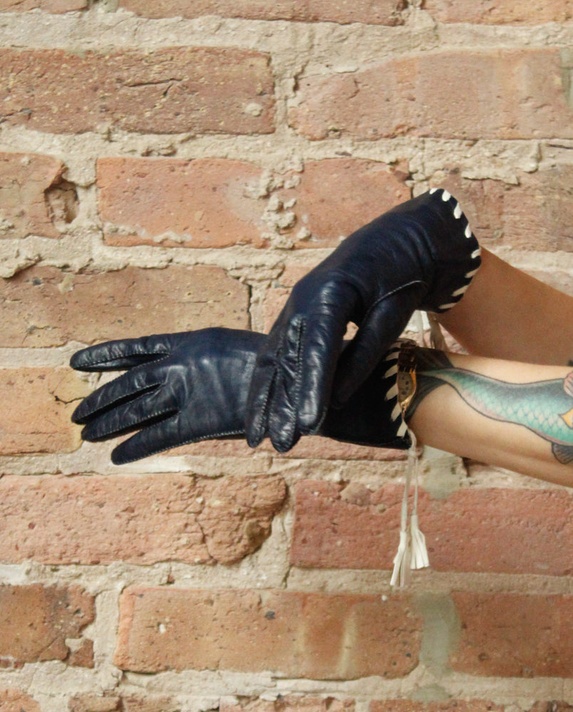 1940s Supple Navy Leather Gloves - size 8