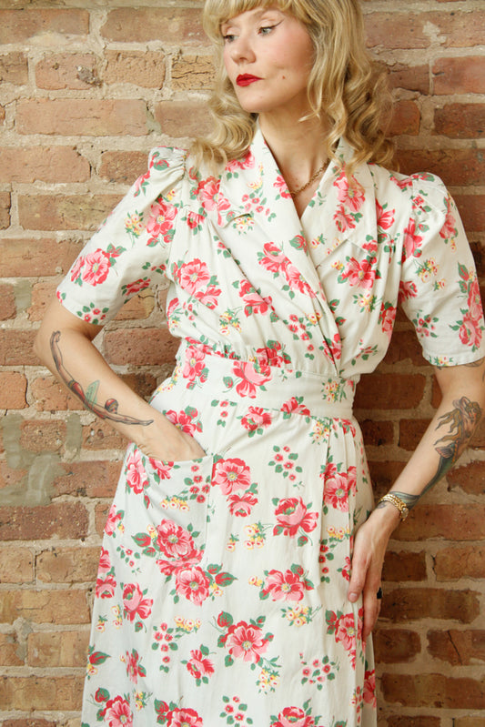 1940s Mint Green Floral Cotton Dressing Gown - Small to Medium