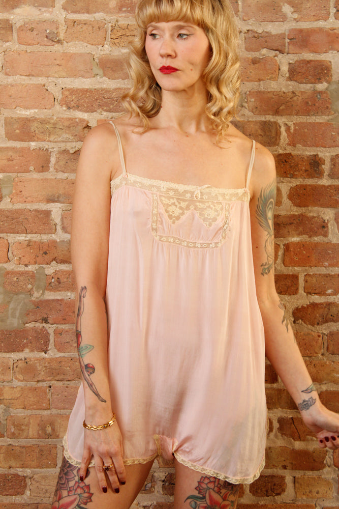 1920s Silk Pink Step In - Medium 