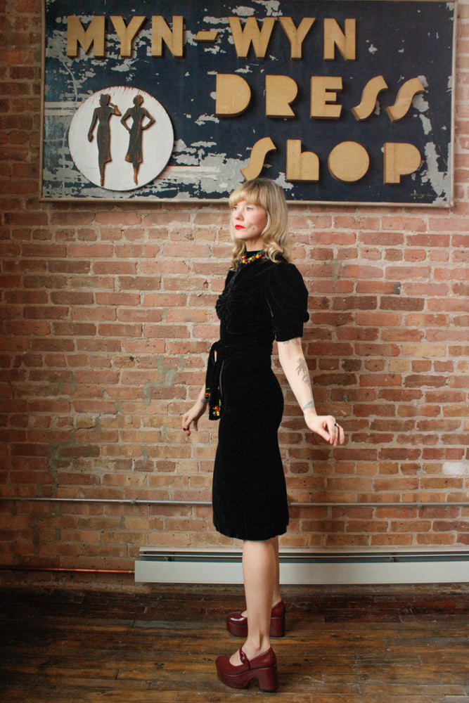 1930s Black Silk Velvet Dress with Belt - Xsmall