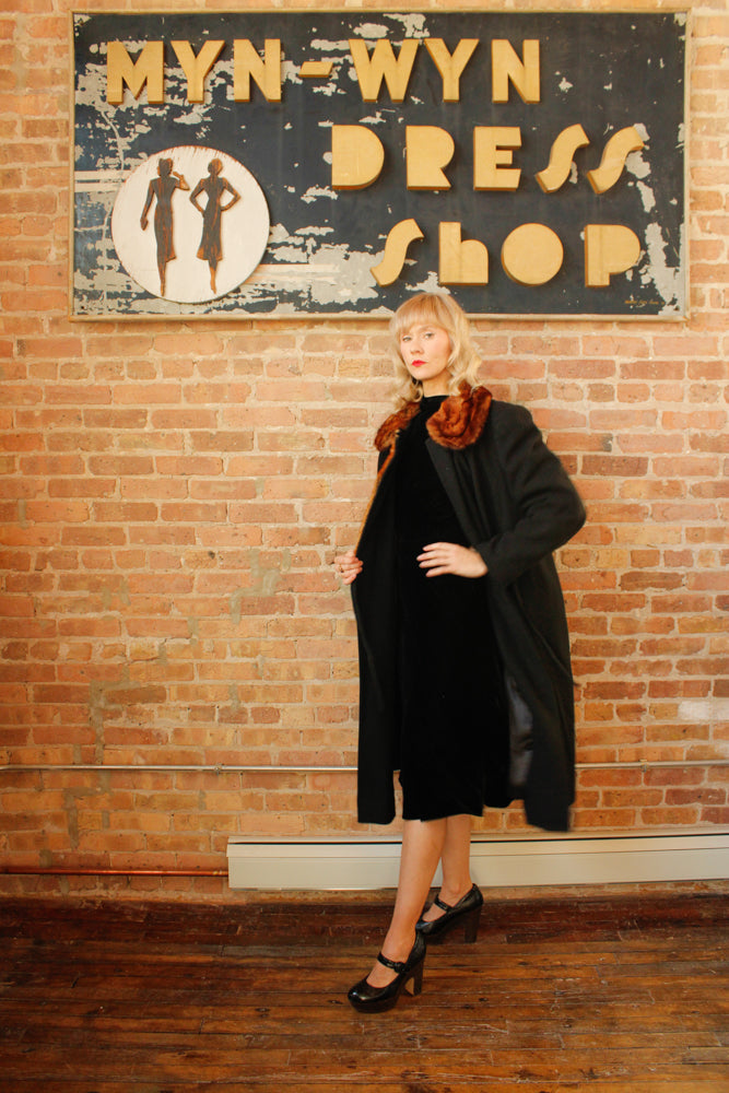 1920s Black Wool with Fur Collar Joseph Hone Co. Winter Coat - Large