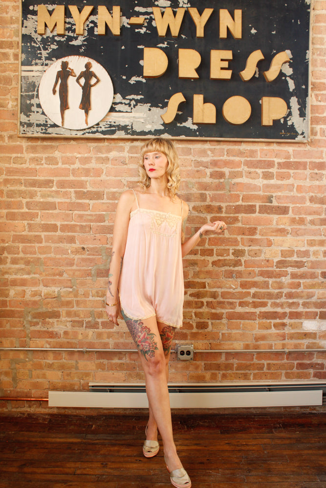 1920s Silk Pink Step In - Medium 