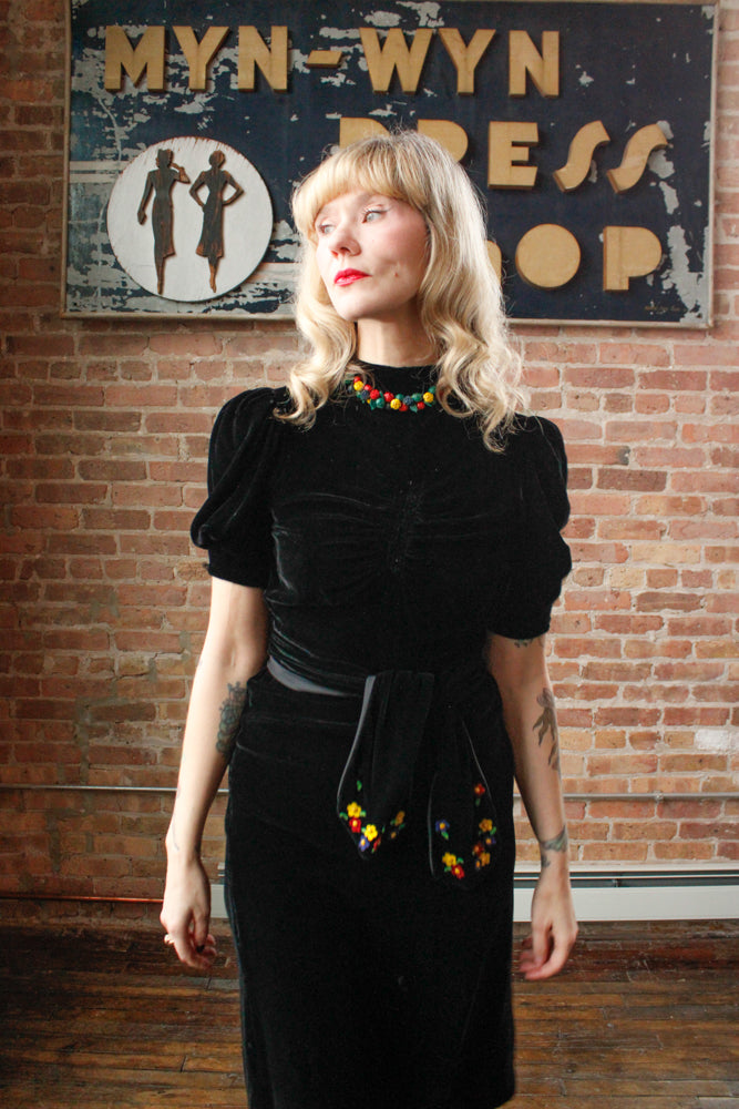 1930s Black Silk Velvet Dress with Belt - Xsmall