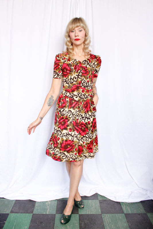 Late 1930s Rayon Jersey Poppy Dress - Small