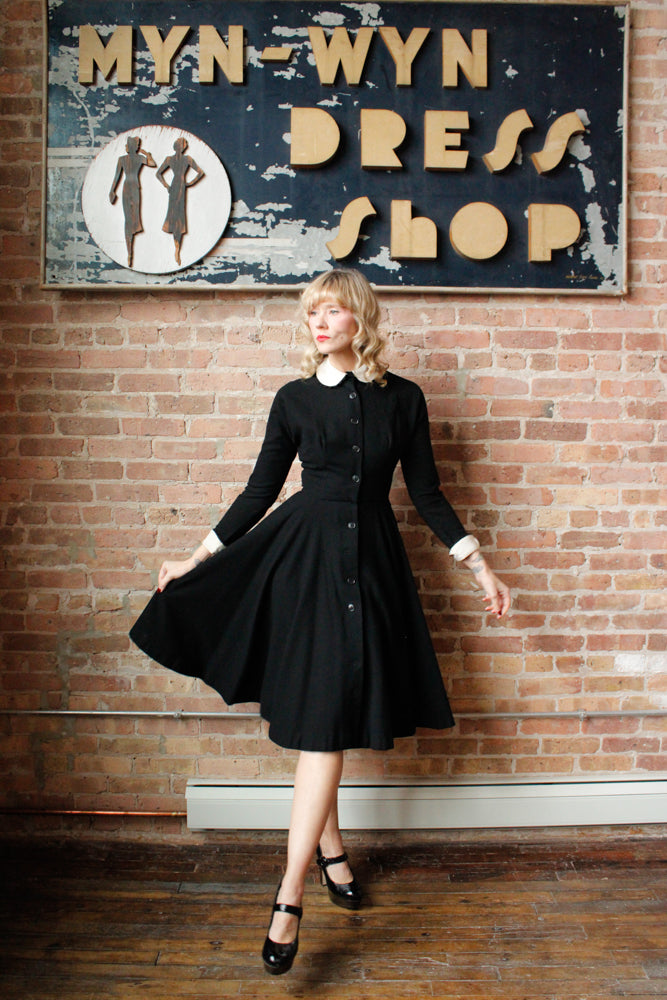1950s Winter Wool with White Collar Dress - Small 