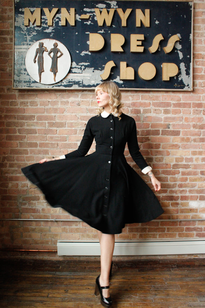 1950s Winter Wool with White Collar Dress - Small 