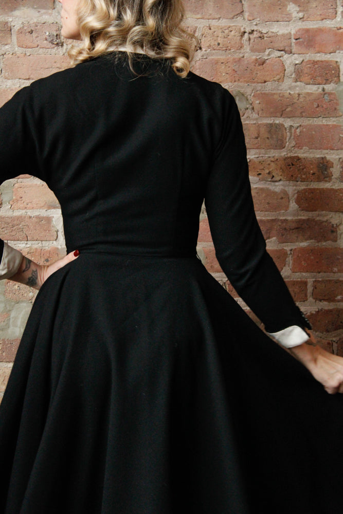 1950s Winter Wool with White Collar Dress - Small 
