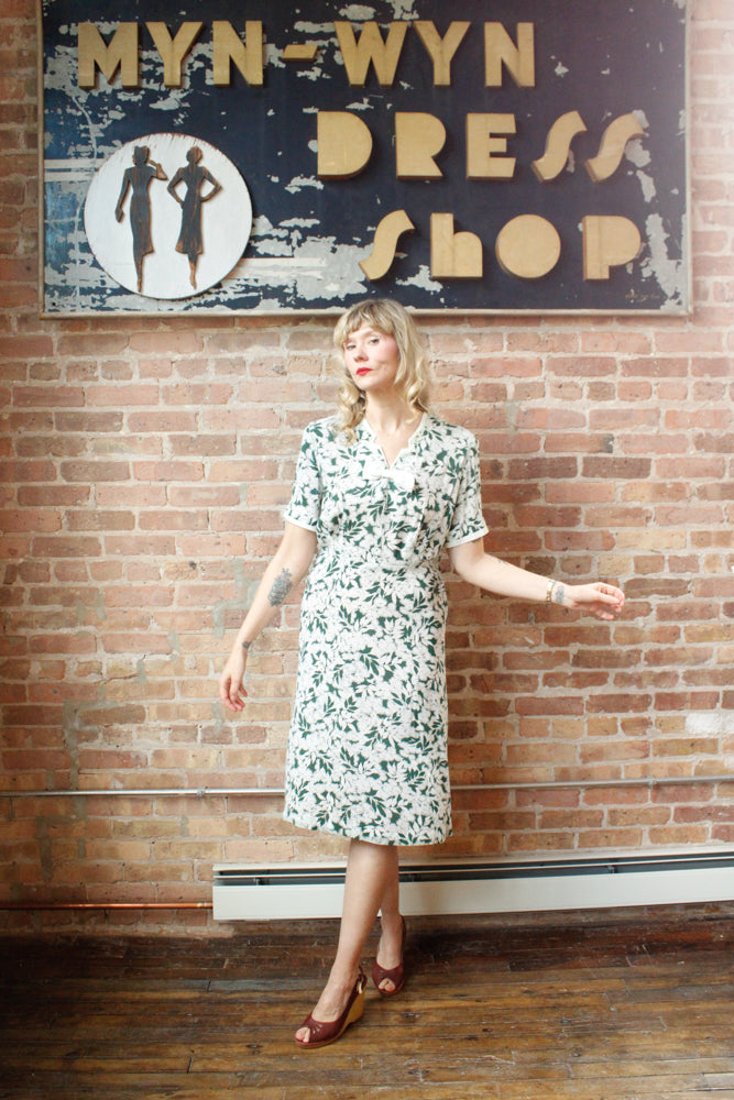 1930s Green & White Floral Silk Dress - M/L