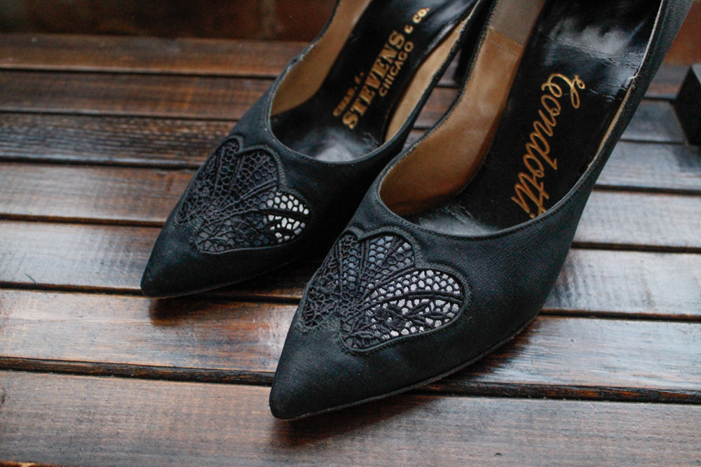 1950s Chas A Stevens Stiletto Heels with Lace Detail - 8N