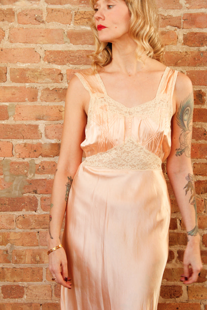 1940s Silk Satin & Lace Negligee Gown - M/L