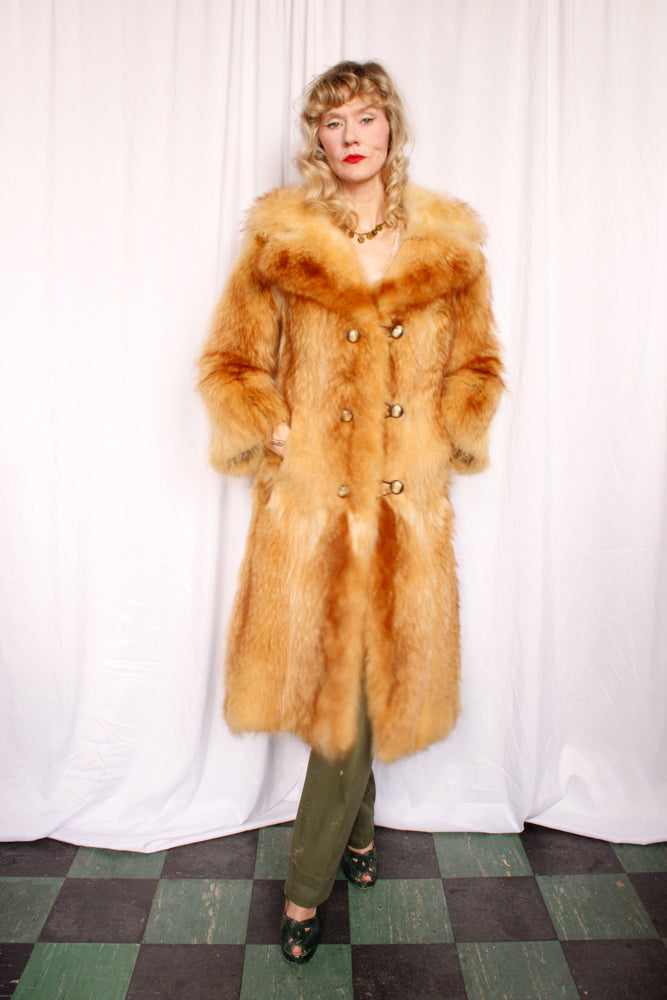 1970s Stunning Long Fur Coat - Medium