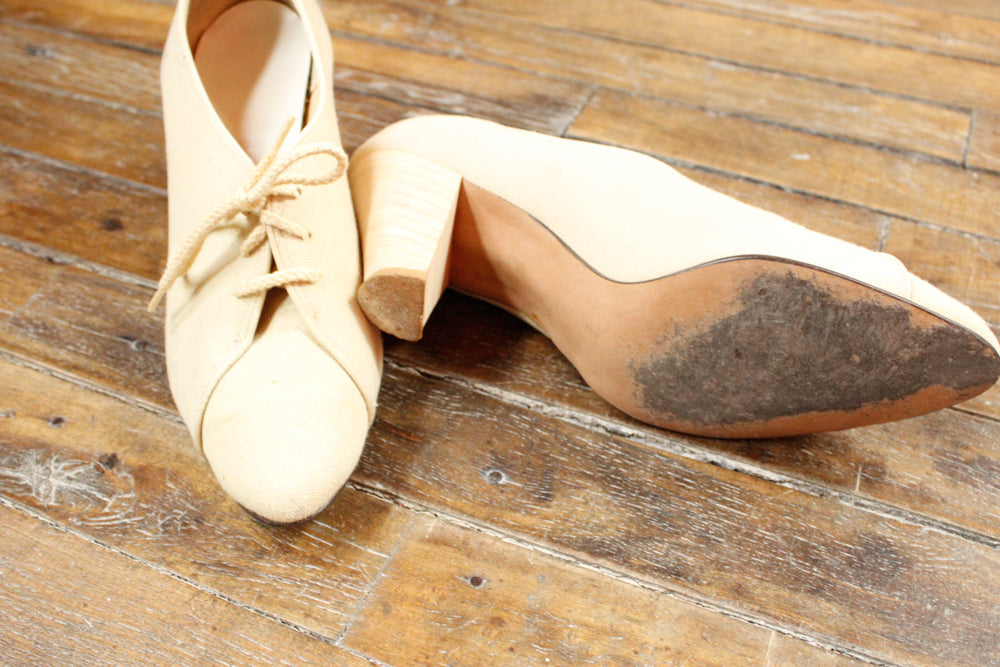 1970s Canvas Freddies by Fred Braun Lace up Heels - 8