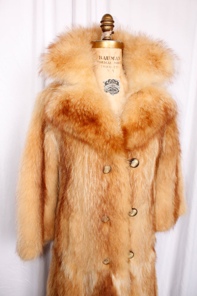 1970s Stunning Long Fur Coat - Medium