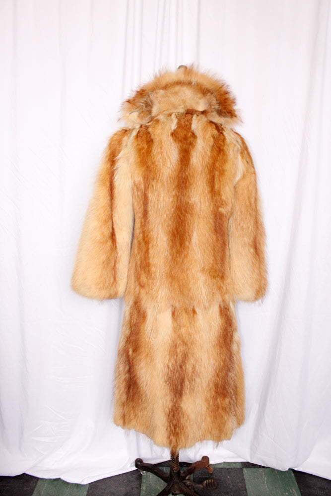 1970s Stunning Long Fur Coat - Medium