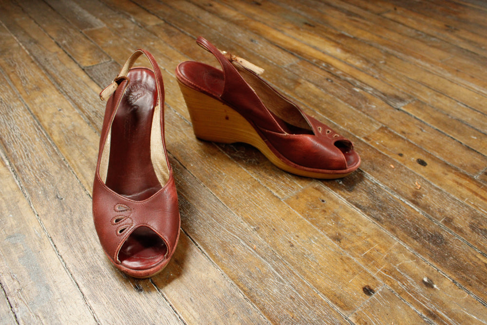 1970s Cherokee Wedge Sandals - 8.5/9M