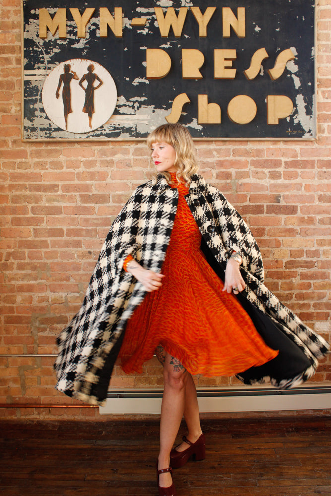1990s Anna Livia Houndstooth Wool Cape - O/S