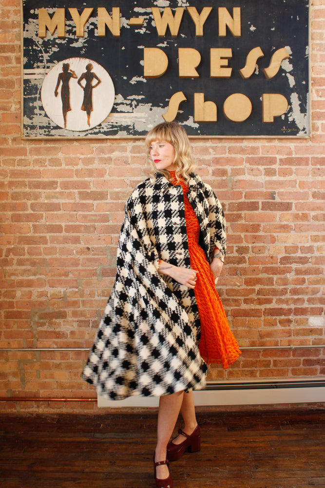 1990s Anna Livia Houndstooth Wool Cape - O/S