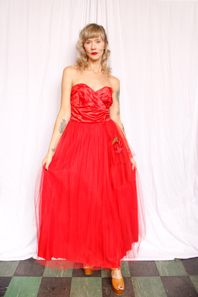 1940s Red Formal Tulle Strapless Gown - Medium