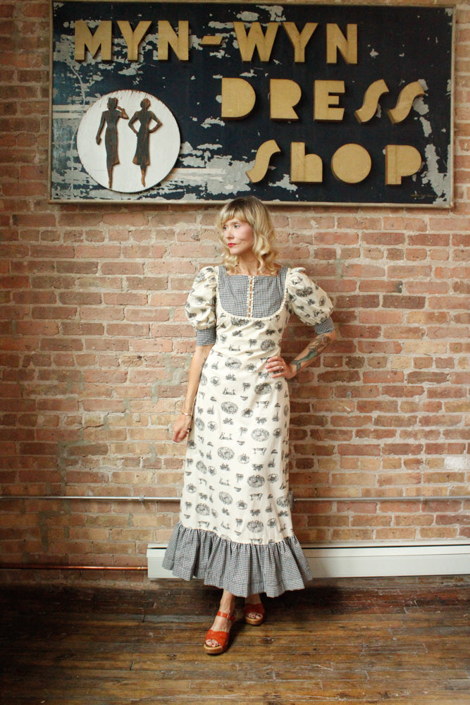 1970s Marianne Folk Print Maxi Dress - S/M