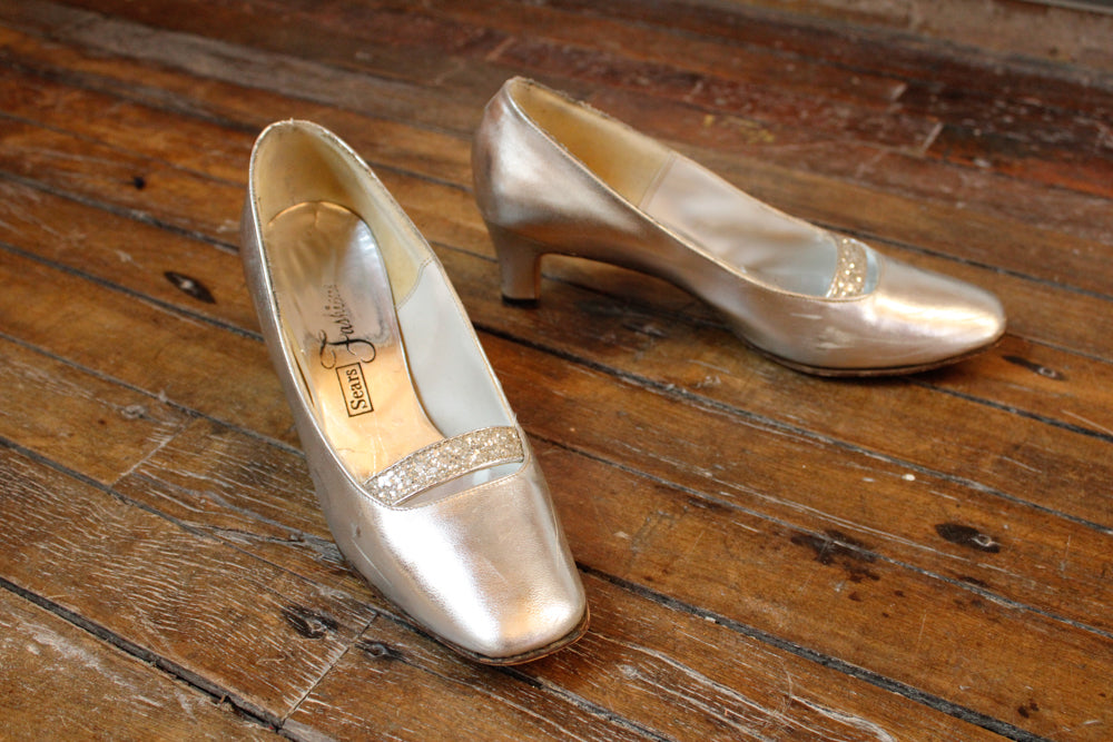 1960s Silver Party Heels - 8M