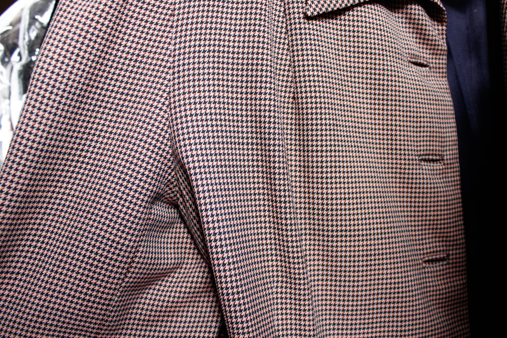 1940s Pink & Navy Houndstooth Gabardine Suit - Medium