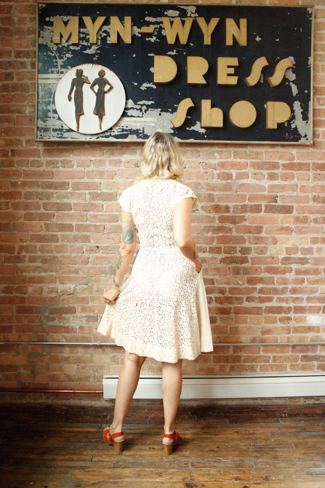 1950s Mademoiselle Juliette Ivory Lace Dress - Small