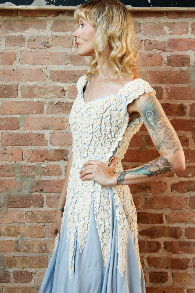 1950s Ribbon Blue Linen Dress - S/M