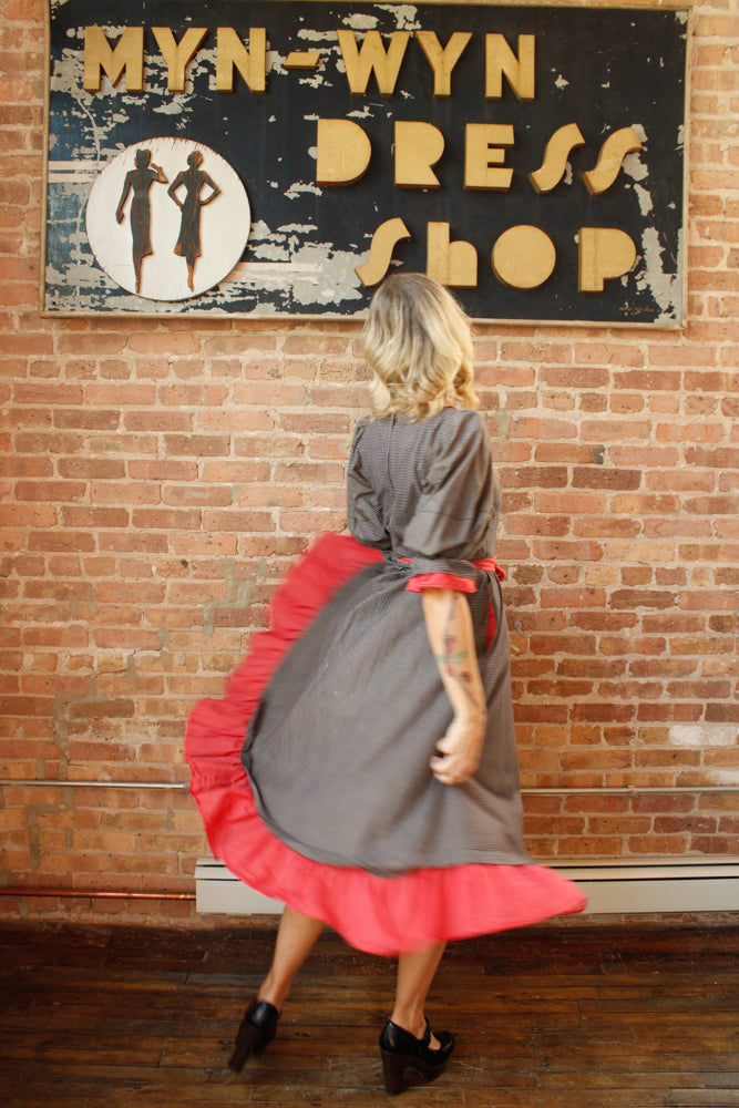1970s Belle France Plaid Ruffle Dress - S/M
