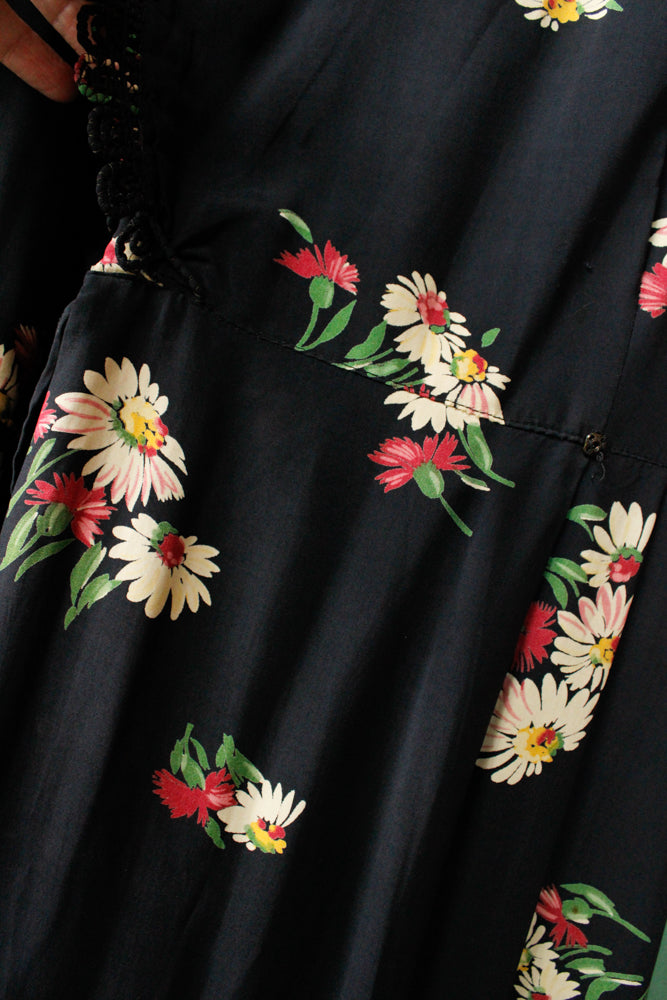 1940s Floral Rayon Wrap Dress - Small