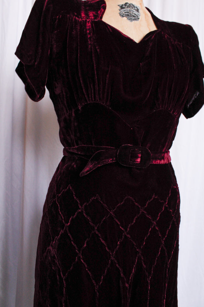 1930s Silk Velvet Bordeaux Dress w/belt - S/M