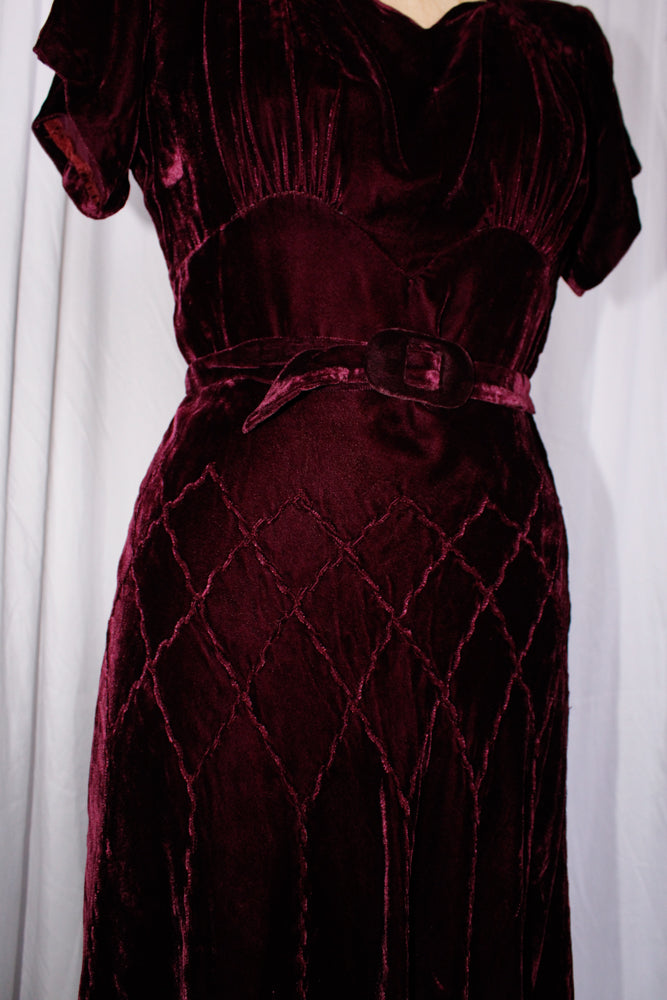 1930s Silk Velvet Bordeaux Dress w/belt - S/M