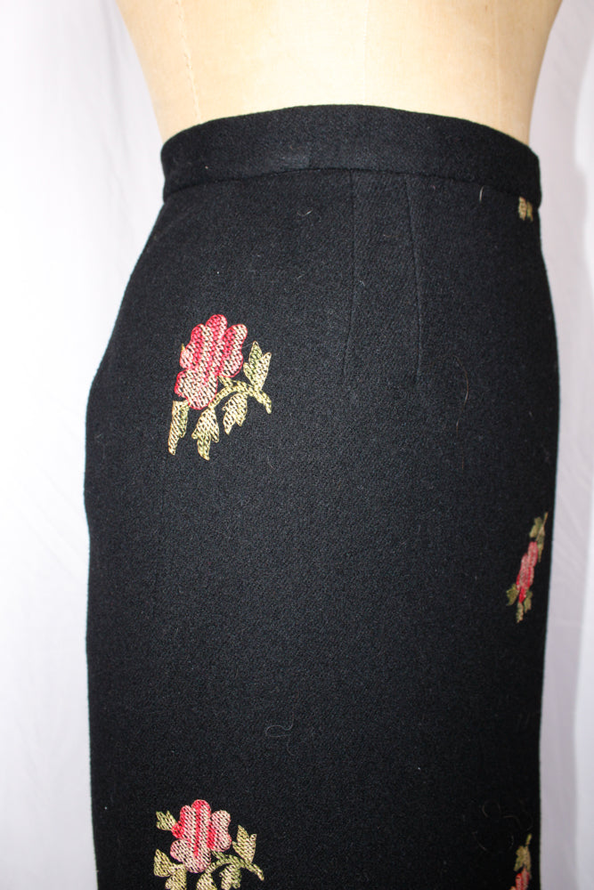 1950s 2pc Rose Embroidered Wool Blouse and Skirt Set - Small