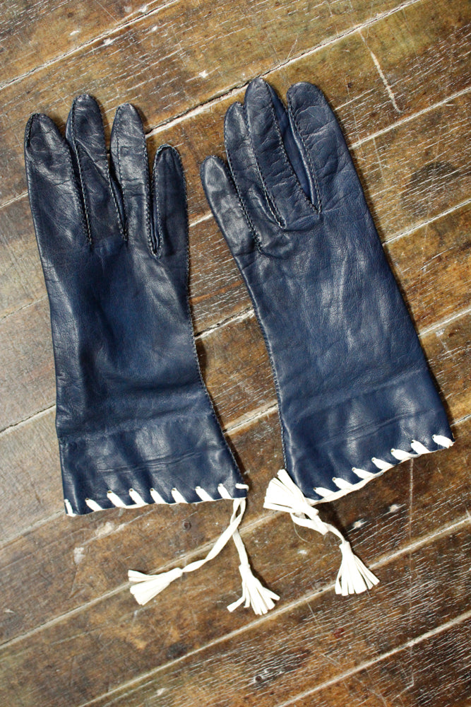 1940s Supple Navy Leather Gloves - size 8